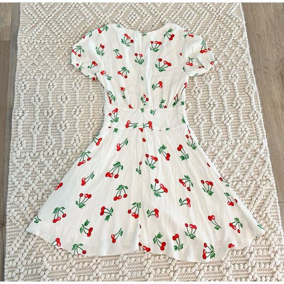 Revolve Privacy Please Wilmar Mini Cherry Dress Red
Cream Size Extra Small XS - Picture 5 of 6